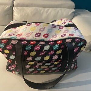 Chic Multicolor Travel Tote with Black Handles